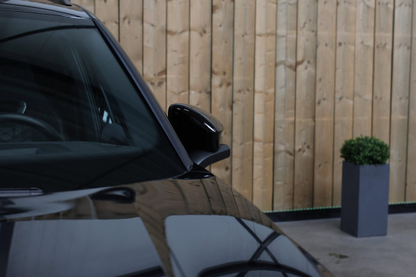 Volkswagen Tiguan 1.5 eTSI R-Line *Pano*H/K*360 Camera*Head-Up*Keyless*Trekhaak*