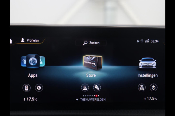 Mercedes-Benz A-Klasse 250 Premium Plus | Panoramadak | Leder/alcantara | Memory | Cruise control | Stoelverwarming | Sfeerverlichting | Navigatie | Carplay | Climate control | Camera | Park assist