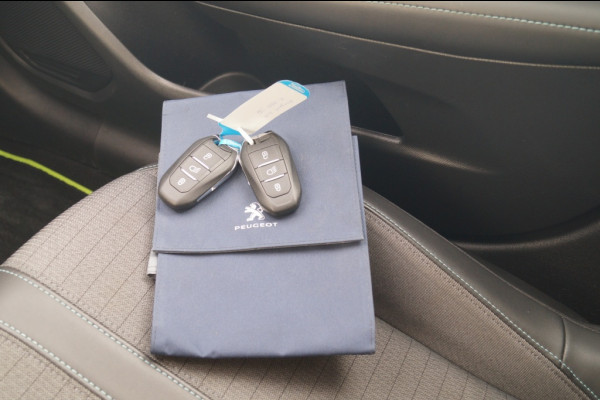 Peugeot 208 1.2 PureTech Allure Pack -NAVI-LED-ECC-PDC-CAM-