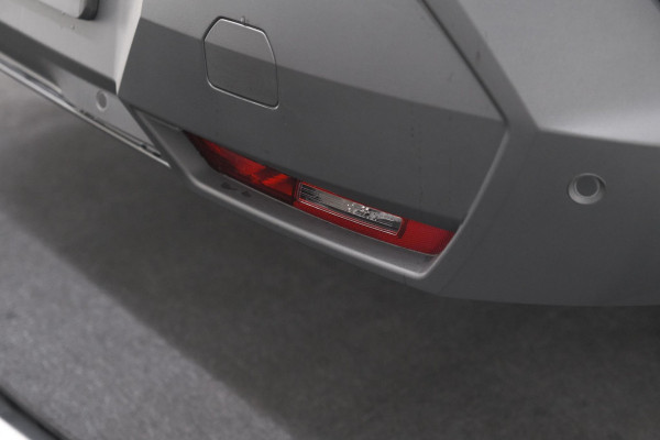 Peugeot 5008 1.2 Hybrid 136 GT 7p | Adaptieve Cruise Control | Camera | Elektrische Kofferklep | Stoelverwarming