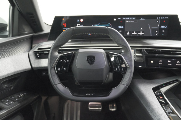 Peugeot 5008 1.2 Hybrid 136 GT 7p | Adaptieve Cruise Control | Camera | Elektrische Kofferklep | Stoelverwarming