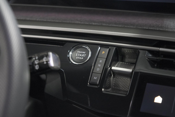 Peugeot 5008 1.2 Hybrid 136 GT 7p | Adaptieve Cruise Control | Camera | Elektrische Kofferklep | Stoelverwarming