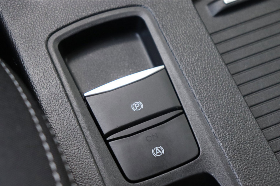 Ford FOCUS Wagon 1.0 EcoBoost Hybrid Titanium org.NL carplay