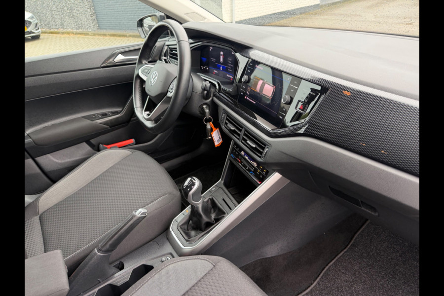 Volkswagen Polo 1.0 TSI Life Business, achteruitrijcamera, climaat controle, lmv,digitaal cockpit, 1 e eigenaar, NL auto met nap