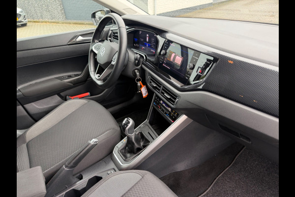 Volkswagen Polo 1.0 TSI Life Business, achteruitrijcamera, climaat controle, lmv,digitaal cockpit, 1 e eigenaar, NL auto met nap
