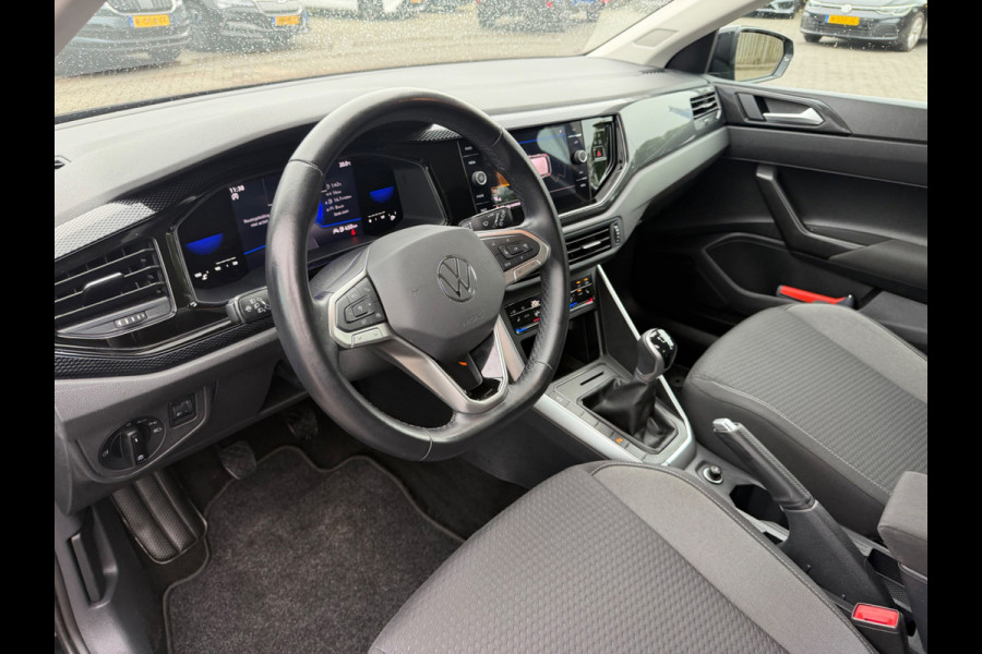 Volkswagen Polo 1.0 TSI Life Business, achteruitrijcamera, climaat controle, lmv,digitaal cockpit, 1 e eigenaar, NL auto met nap