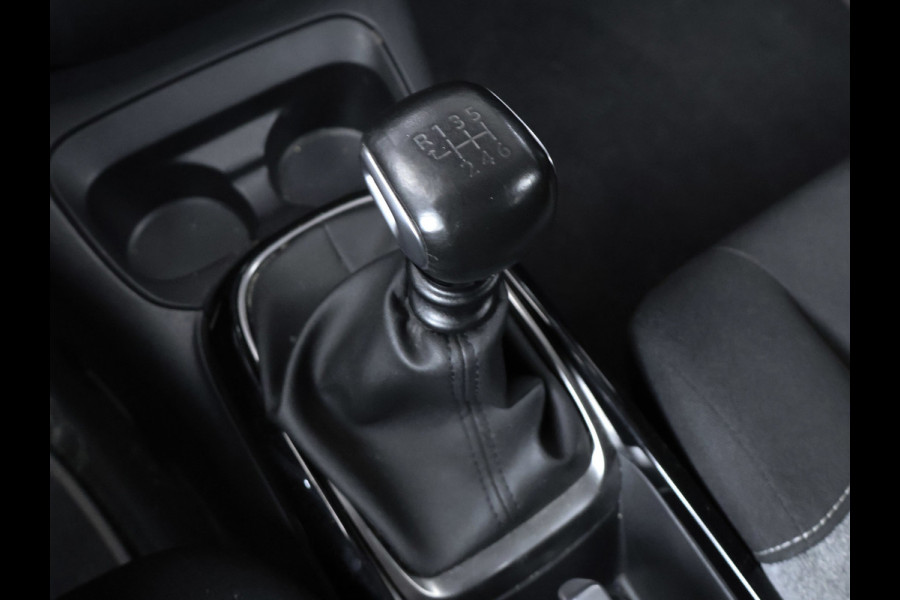 Citroën C4 Cactus 1.2 PureTech Business Sport (APPLE CARPLAY,NAVI,PDC,CLIMATE,CRUISE,GETINT,LED,SPORTSTOELEN,LM VELGEN)