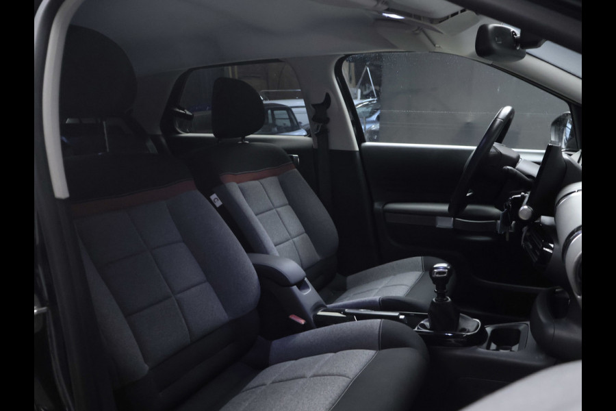 Citroën C4 Cactus 1.2 PureTech Business Sport (APPLE CARPLAY,NAVI,PDC,CLIMATE,CRUISE,GETINT,LED,SPORTSTOELEN,LM VELGEN)
