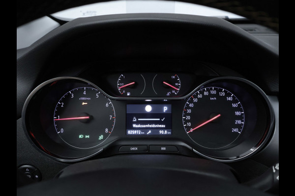 Opel Crossland X 1.2 Turbo Ultimate Sport (PANORAMADAK,APPLE CARPLAY,NAVI,STOEL/STUUR VERWARMING,GETINT,SPORTSTOELEN,LM VELGEN)