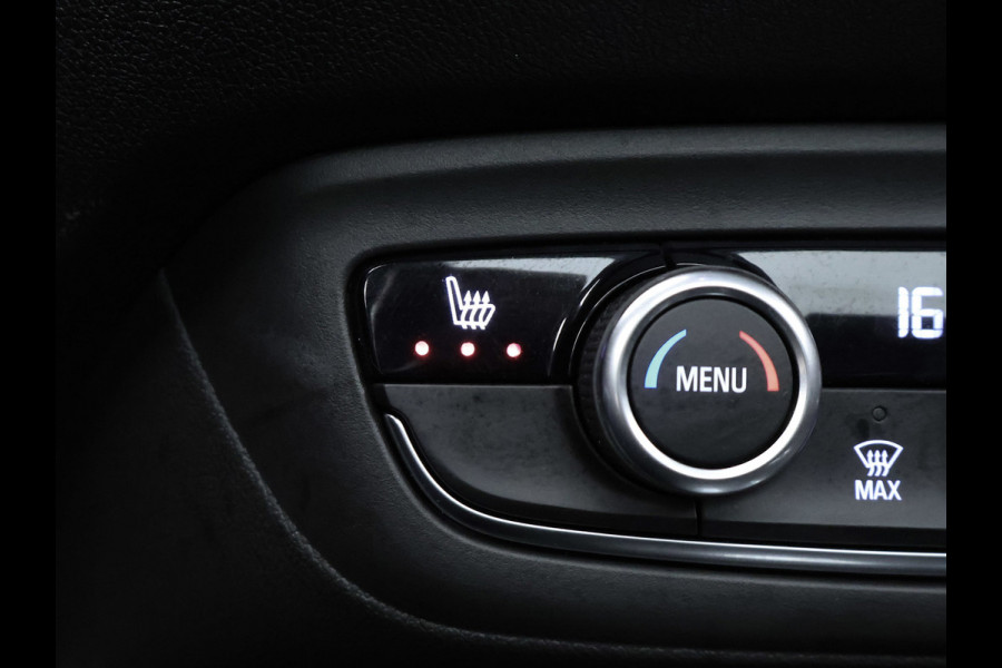 Opel Crossland X 1.2 Turbo Ultimate Sport (PANORAMADAK,APPLE CARPLAY,NAVI,STOEL/STUUR VERWARMING,GETINT,SPORTSTOELEN,LM VELGEN)