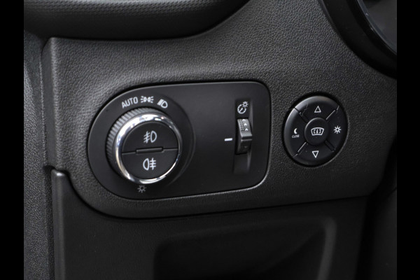 Opel Crossland X 1.2 Turbo Ultimate Sport (PANORAMADAK,APPLE CARPLAY,NAVI,STOEL/STUUR VERWARMING,GETINT,SPORTSTOELEN,LM VELGEN)