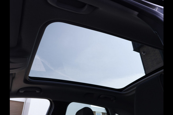 Opel Crossland X 1.2 Turbo Ultimate Sport (PANORAMADAK,APPLE CARPLAY,NAVI,STOEL/STUUR VERWARMING,GETINT,SPORTSTOELEN,LM VELGEN)