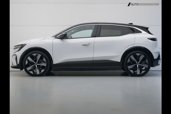 Renault Mégane E-Tech EV60 Optimum Charge Iconic 220pk (APPLE CARPLAY,TREKHAAK,HARMAN/KARDON,STUUR-STOELVERWARMING,DODEHOEK,LED)