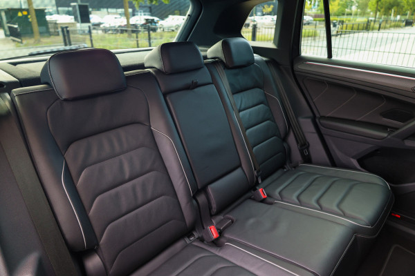 Volkswagen Tiguan 1.4 TSI eHybrid R-Line Business+ | VOL! | BTW | PANO | LEDER | 2X MEMORY | ACC | 360 | 4X STOELVERW | STUURVERWARMING |
