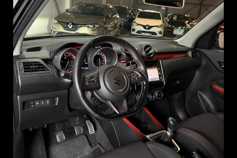 Suzuki Swift 1.4 Sport Smart Hybrid | Navi | Carplay | Dodehoek | Camera | 17" | Stoelverwarming | ACC | 100% Suzuki Dealer onderhouden!