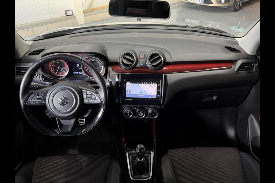 Suzuki Swift 1.4 Sport Smart Hybrid | Navi | Carplay | Dodehoek | Camera | 17" | Stoelverwarming | ACC | 100% Suzuki Dealer onderhouden!
