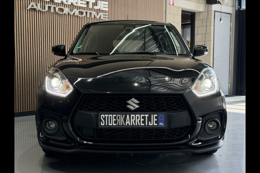 Suzuki Swift 1.4 Sport Smart Hybrid | Navi | Carplay | Dodehoek | Camera | 17" | Stoelverwarming | ACC | 100% Suzuki Dealer onderhouden!