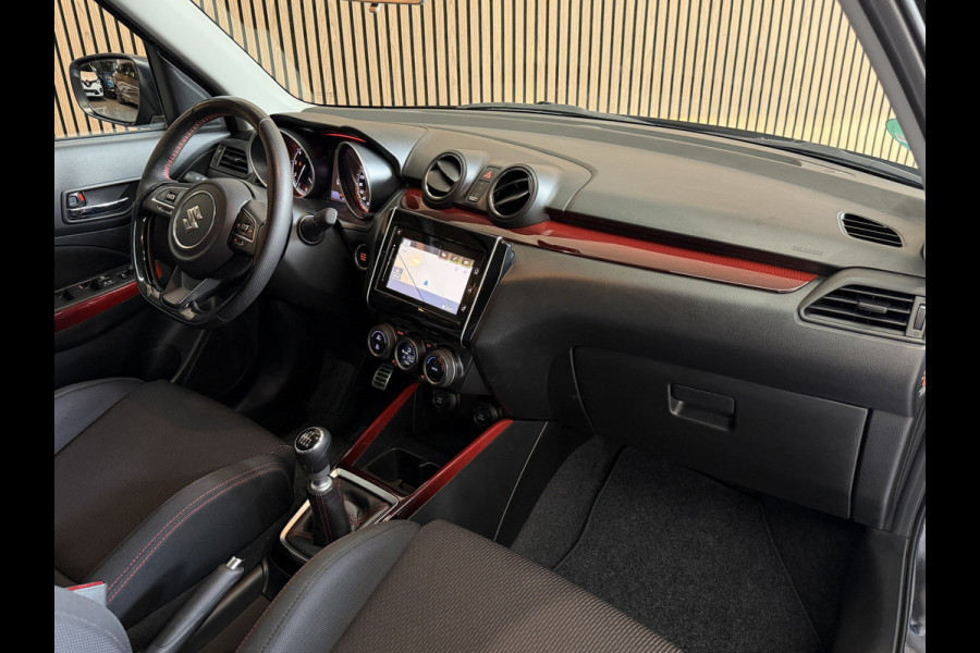 Suzuki Swift 1.4 Sport Smart Hybrid | Navi | Carplay | Dodehoek | Camera | 17" | Stoelverwarming | ACC | 100% Suzuki Dealer onderhouden!