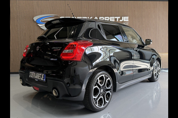 Suzuki Swift 1.4 Sport Smart Hybrid | Navi | Carplay | Dodehoek | Camera | 17" | Stoelverwarming | ACC | 100% Suzuki Dealer onderhouden!