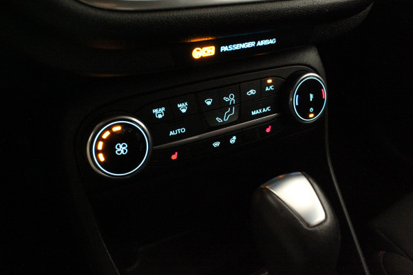 Ford Fiesta 1.0 EcoBoost Hybrid ST-Line Parkeersensor achter/Cruise control/17-inch lichtmetalen velgen...