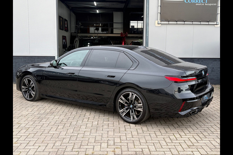 BMW 7 Serie 750e xDrive|M-Sport|Pano|B&W|