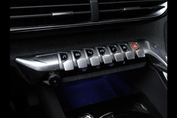 Peugeot 3008 1.2 PureTech Allure Sport (PANORAMADAK,APPLE CARPLAY,NAVI,CAMERA,360 VIEW,LED,GETINT,SPORTSTOELEN,LM VELGEN)