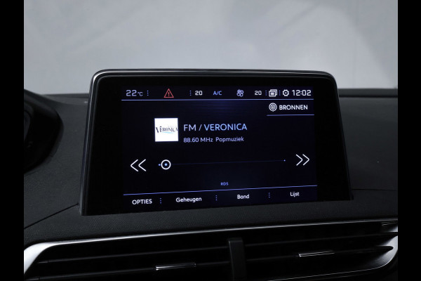 Peugeot 3008 1.2 PureTech Allure Sport (PANORAMADAK,APPLE CARPLAY,NAVI,CAMERA,360 VIEW,LED,GETINT,SPORTSTOELEN,LM VELGEN)
