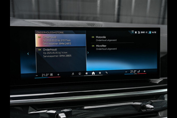 BMW X5 xDrive50e M-Sport Pro | Panoramadak | Achterasbesturing | Massage + Ventilatie | Sky Lounge | 360 Camera | Active Cruise | Harman/Kardon | Iconic Glow | BMW Gesture Control | HUD | Soft Close | Luchtvering | Trekhaak |