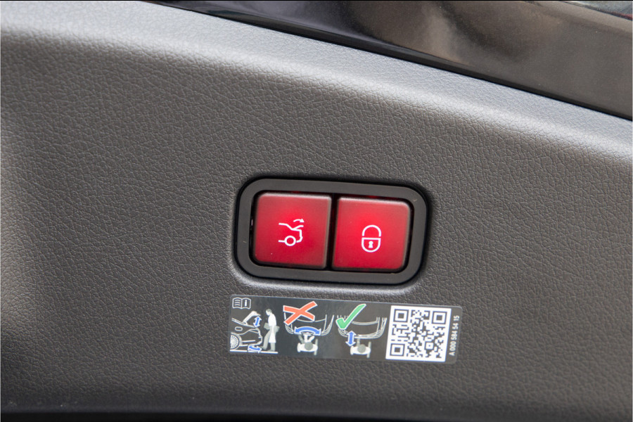 Mercedes-Benz CLE Coupé 300 e AMG Premium Plus, Pano, Burmester, Key-less, Hybrid 2024