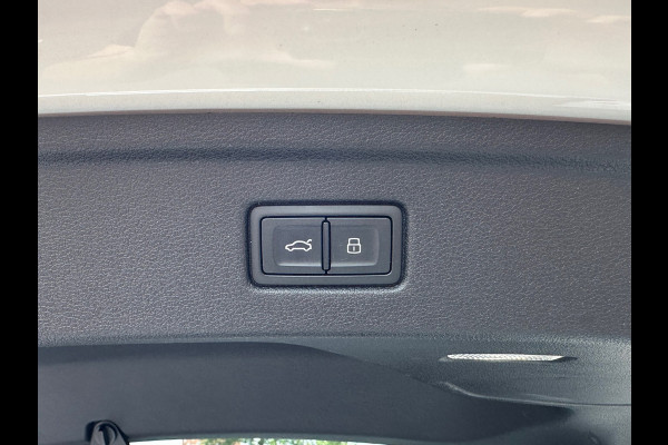 Audi A5 Sportback 35 TFSI S edition Aut Leer Navi Clima Camera Carplay PDC