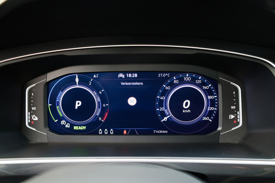 Volkswagen Tiguan 1.4 TSI eHybrid R-Line Business | BTW | PANO | CAMERA | IQ-LIGHT | ACC | SFEERVERL | ELEK KOFFERKLEP |