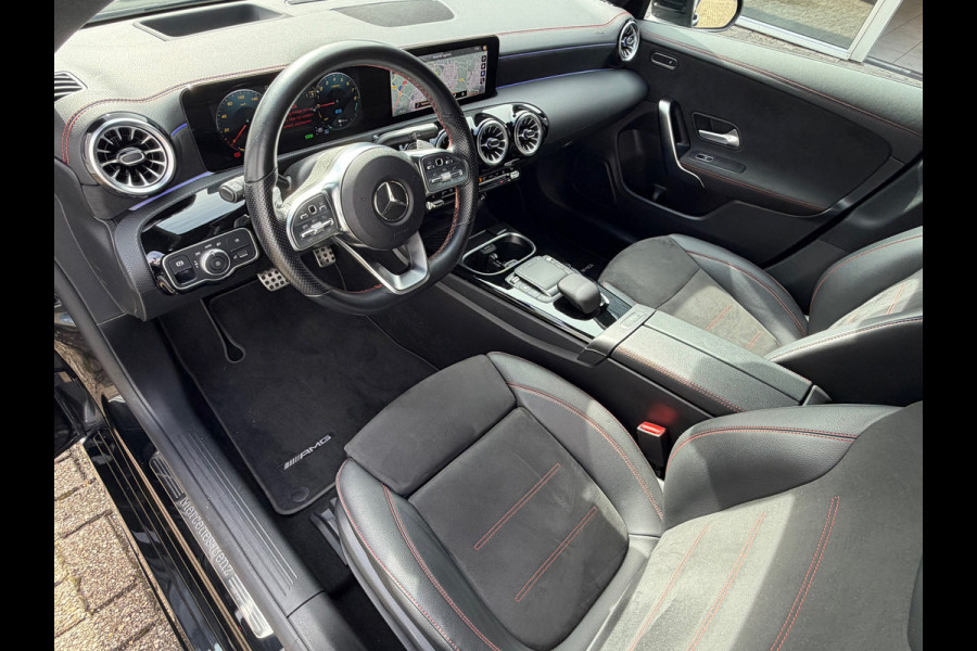 Mercedes-Benz CLA-Klasse Shooting Brake 250 e Business AMG Limited | Navi| Cruise |Panoramadak | Sfeerverlichting | zwarte hemel.