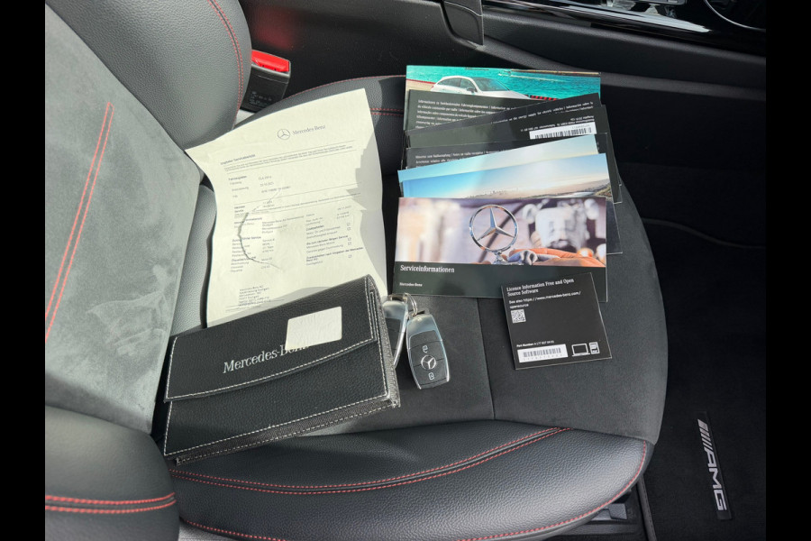 Mercedes-Benz CLA-Klasse Shooting Brake 250 e Business AMG Limited | Navi| Cruise |Panoramadak | Sfeerverlichting | zwarte hemel.