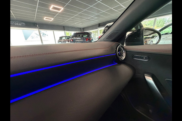 Mercedes-Benz CLA-Klasse Shooting Brake 250 e Business AMG Limited | Navi| Cruise |Panoramadak | Sfeerverlichting | zwarte hemel.