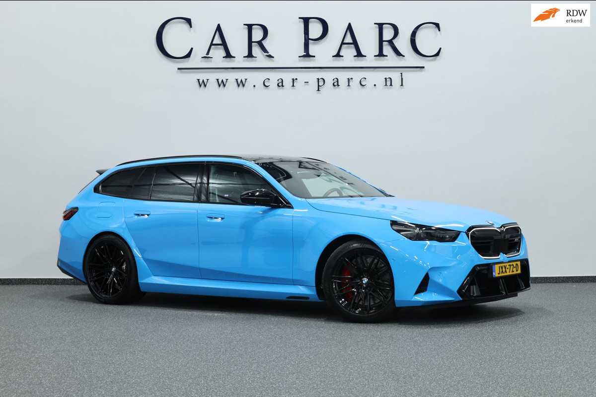 BMW 5 Serie Touring M5 INDIVIDUAL RIVIERA BLUE/M DRIVERS PROF/21" LMV/BOWERS & WILKINS/PANO/HUD/ACC/ECC/FABRIEKSGARANTIE!