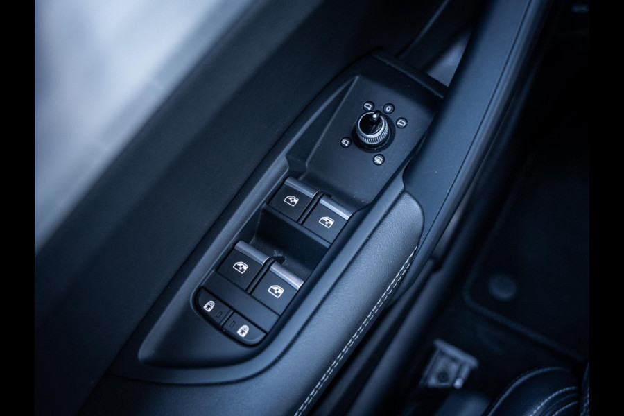 Audi Q5 Sportback 55 TFSI e S edition Luchtvering | Black Optics | Trekhaak