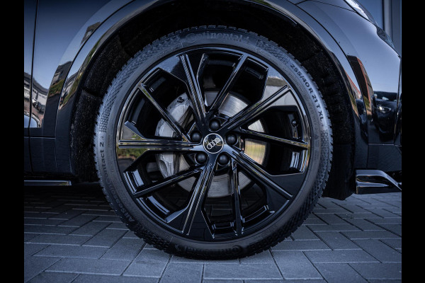 Audi Q5 Sportback 55 TFSI e S edition Luchtvering | Black Optics | Trekhaak