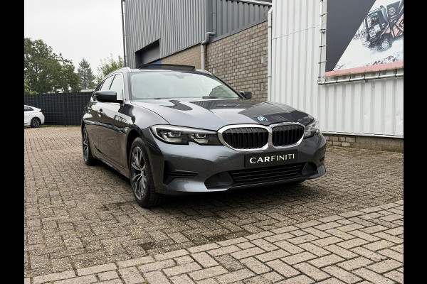 BMW 3-serie 320e Touring Business Edition Plus 204 Pk |Navigatie | Cruise | Panoramadak | Camera | 17".