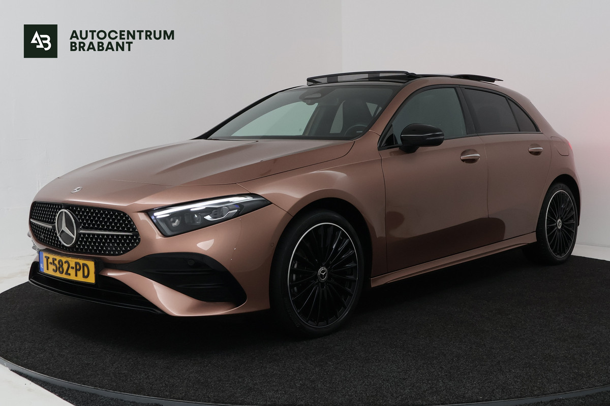 Mercedes-Benz A-Klasse 250 e AMG Line (PANORAMADAK, STOELVERWARMING, SFEERVERLICHTING, PARKEERSENSOREN)
