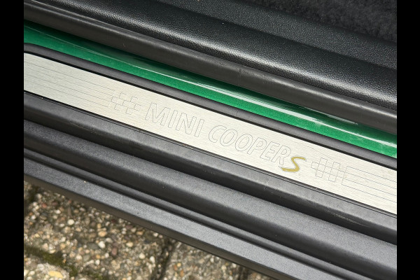 MINI Countryman 1.5 Cooper S E ALL4 225 Pk | Navigatie | Cruise | Camera | Clima | HalfLeder | Led | 18'.