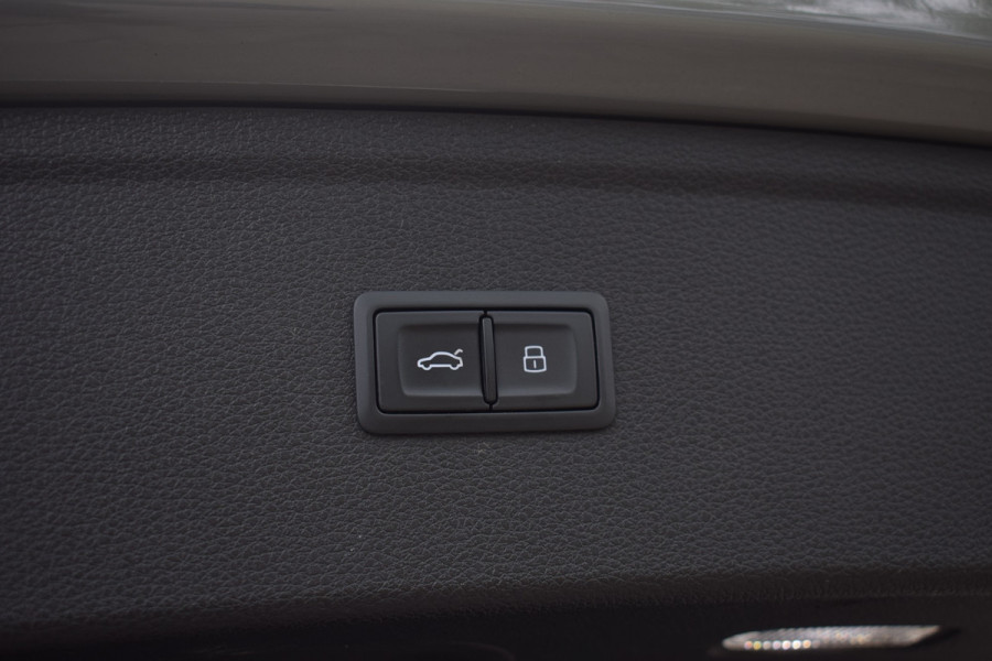 Audi SQ5 3.0 V6 TFSI 354pk Quattro | Luchtvering | Pano | HUD | 22"
