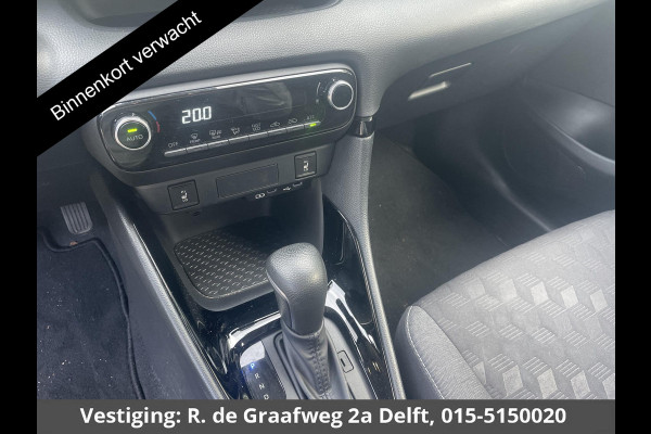Toyota Yaris 1.5 Hybrid 115 Dynamic Luxury | Stuur- & Stoelverwarming | Parkeersensoren | Adaptieve Cruise Control | BSM