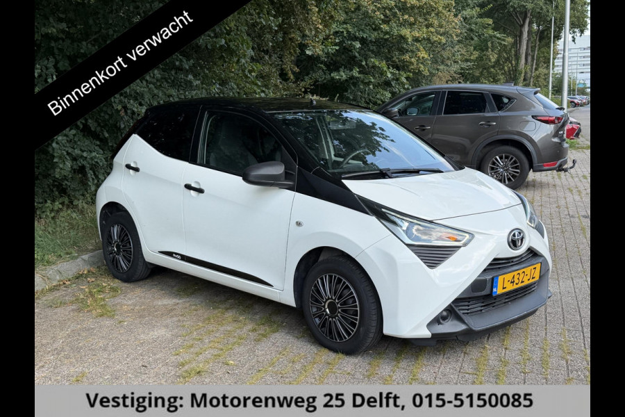 Toyota Aygo 1.0 VVT-i x-fun BI-TONE . GARANTIE TOT 06-2031* . AIRCO . SLECHTS 50.000 KM! . 1E EIGENAAR .