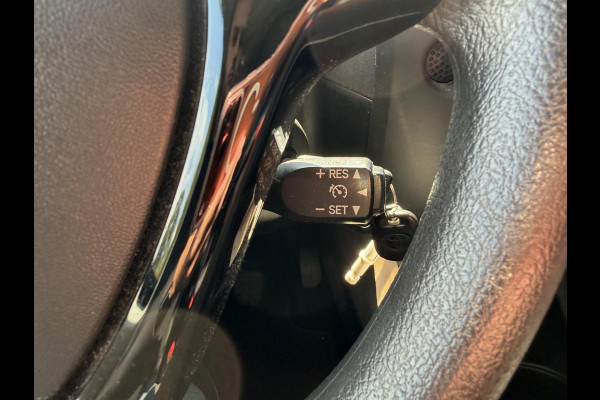 Toyota Aygo 1.0 VVT-i x-fun BI-TONE . GARANTIE TOT 06-2031* . AIRCO . SLECHTS 50.000 KM! . 1E EIGENAAR .