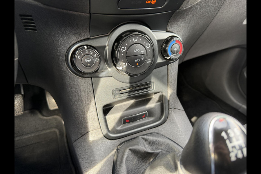 Ford Fiesta 1.0 Style Ultimate GARANTIE TOT 01-2028! * . STOEL VERWARMING . PARKEERSENSOREN ACHTER . CRUISE CONTROL .