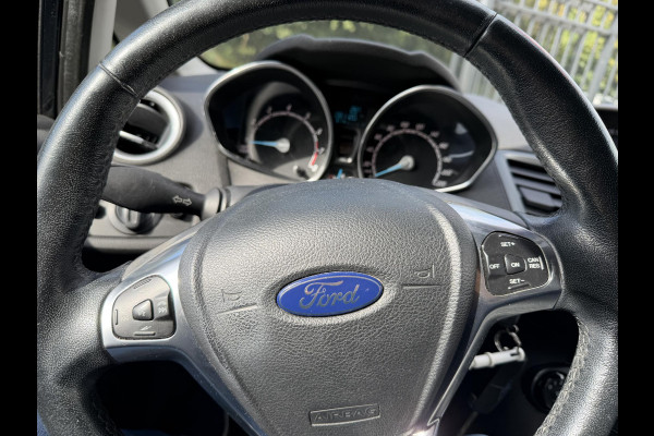 Ford Fiesta 1.0 Style Ultimate GARANTIE TOT 01-2028! * . STOEL VERWARMING . PARKEERSENSOREN ACHTER . CRUISE CONTROL .