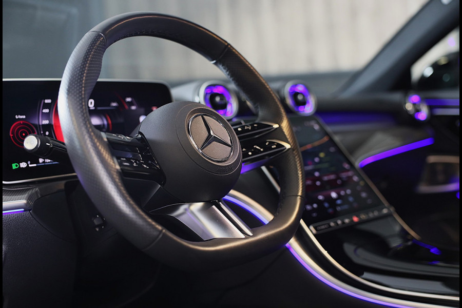 Mercedes-Benz CLE Coupé 300 e AMG 53 Look / Massage / Burmester / Head Up / 360 Camera / Acc / Elek Stoelen / Open Pano / 19 Inch