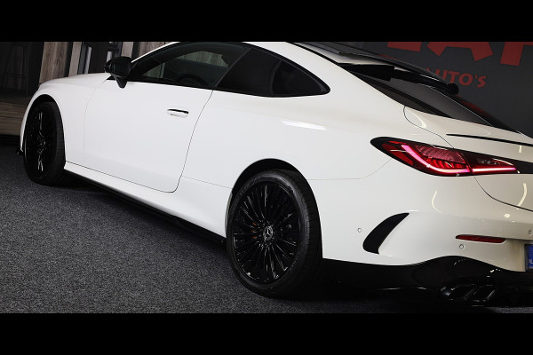 Mercedes-Benz CLE Coupé 300 e AMG 53 Look / Massage / Burmester / Head Up / 360 Camera / Acc / Elek Stoelen / Open Pano / 19 Inch