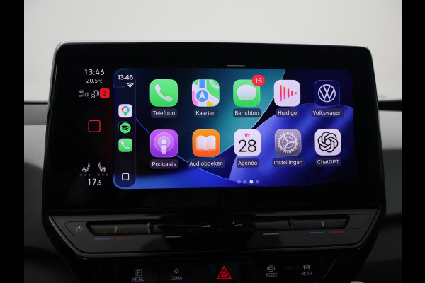 Volkswagen ID.3 PRO 58 KWH + SFEERVERLICHTING | ADAPTIVE CRUISE | 18 INCH | CAMERA | STOEL/STUURVERW. | CARPLAY