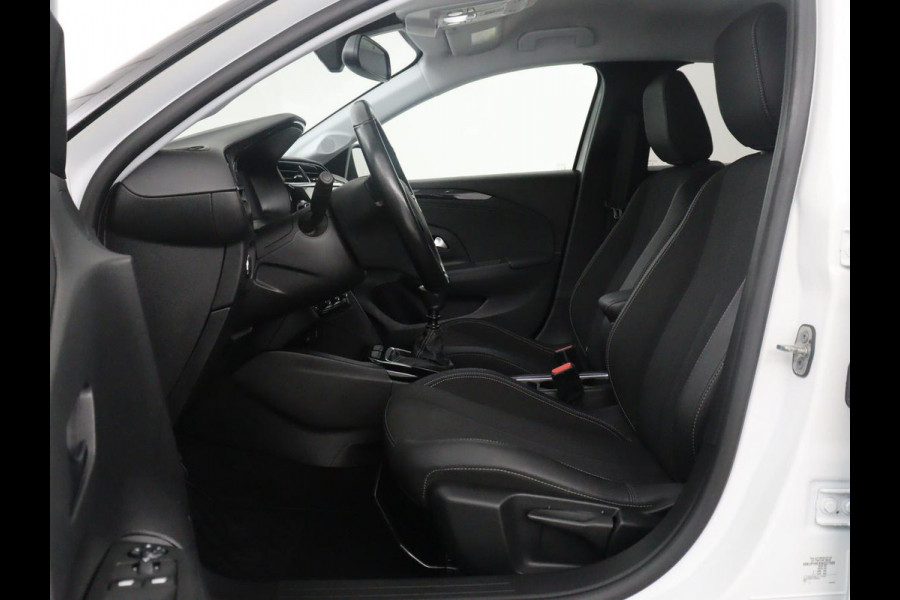 Opel Corsa 1.2 Elegance | Half leder | Cruise control | Dodehoek detectie | Stuur/stoel verwarming | Climate control | Navigatie | CarPlay | Camera | Park assist | Trekhaak